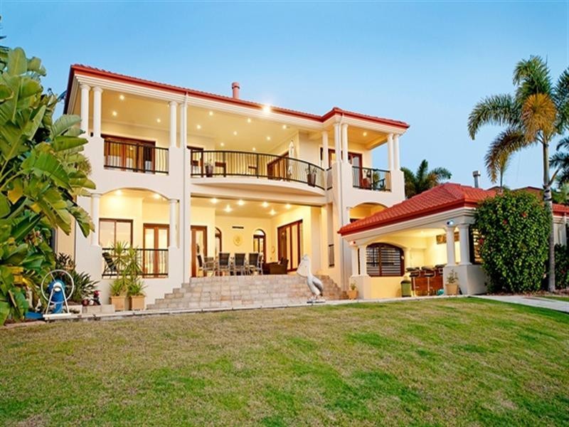 3121 Riverleigh Drive, Hope Island QLD 4212