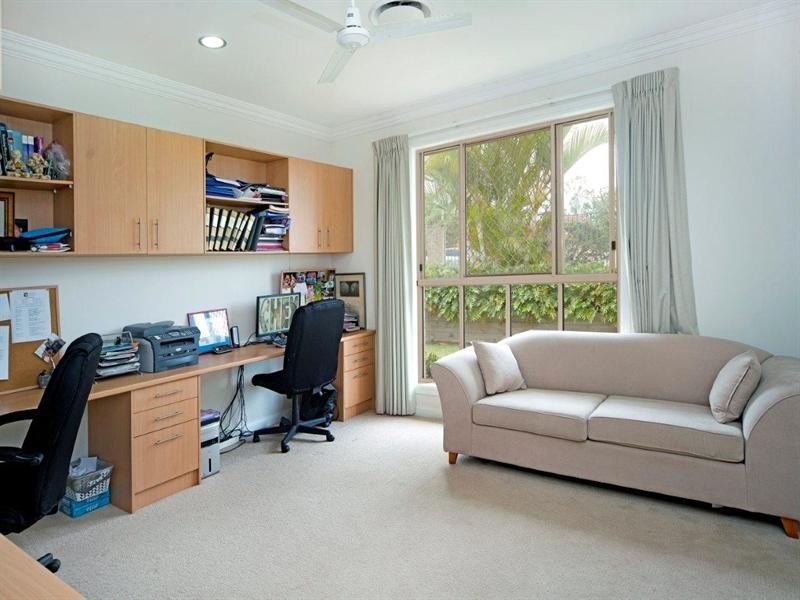 23 Brentwood Terrace, Oxenford QLD 4210