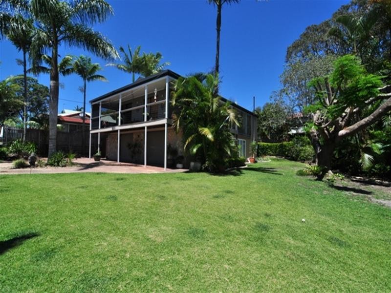 12 Iragana Street, Hope Island QLD 4212