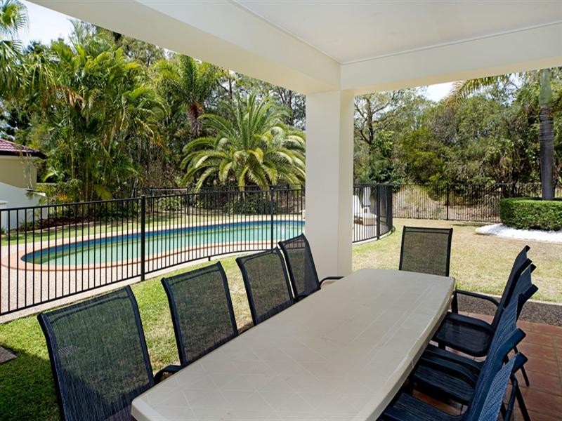 3172 Riverleigh Drive, Hope Island QLD 4212