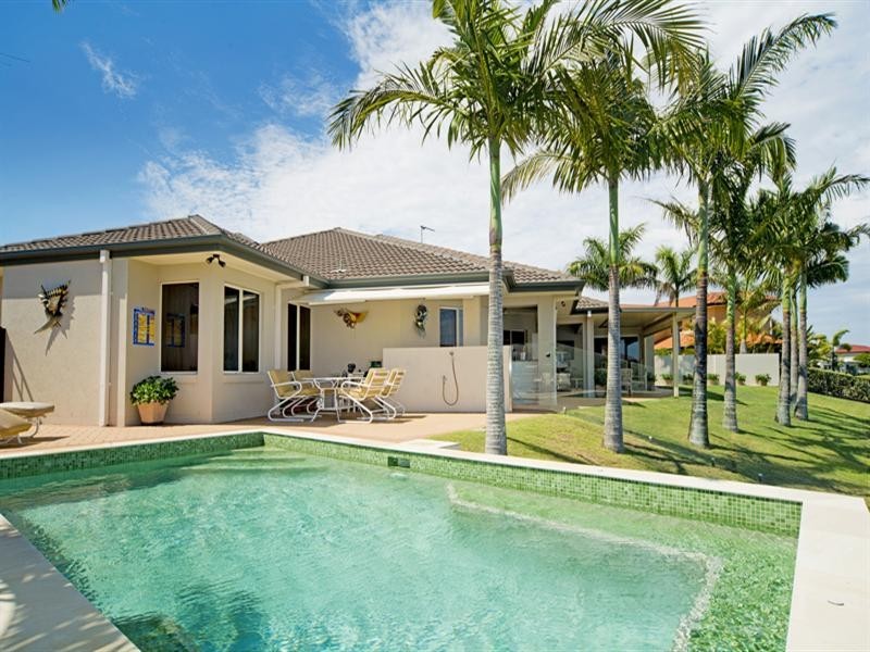 32 Windchimes Way, Helensvale QLD 4212