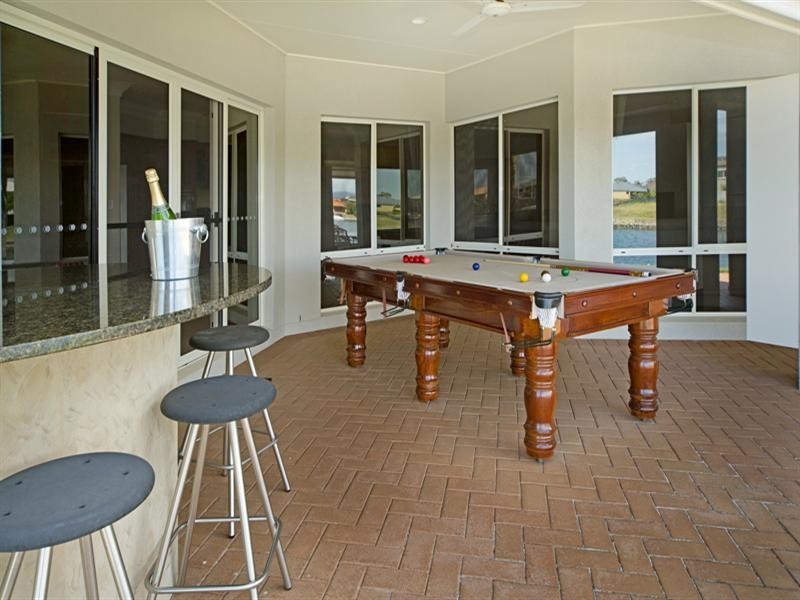 32 Windchimes Way, Helensvale QLD 4212