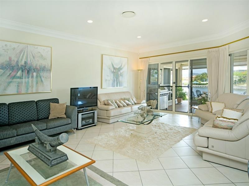 32 Windchimes Way, Helensvale QLD 4212