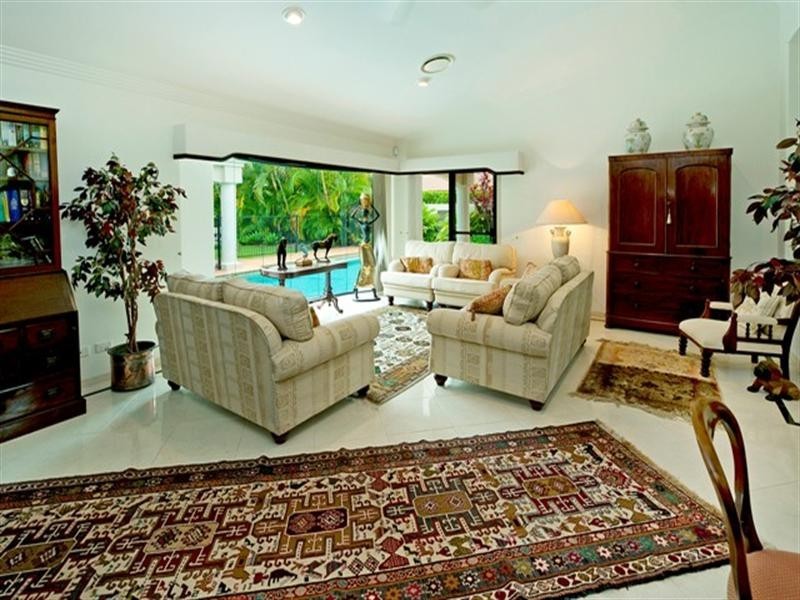 8203 Magnolia Drive West, Hope Island QLD 4212