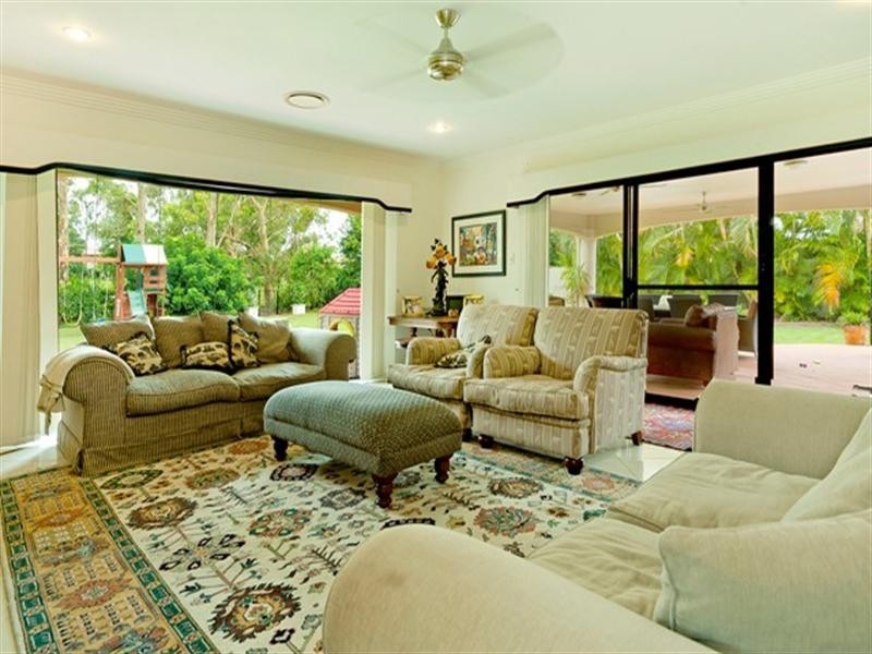 8203 Magnolia Drive West, Hope Island QLD 4212