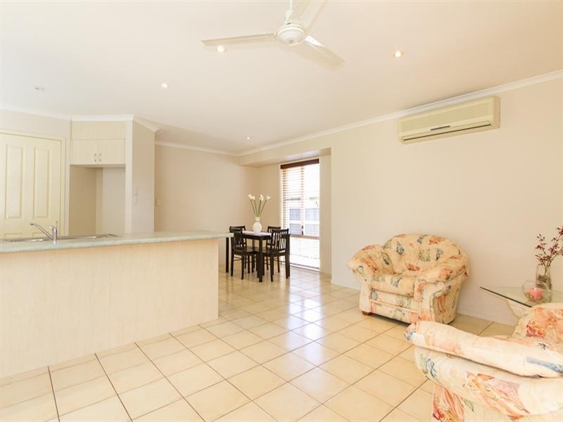 24 Rosswood Court, Helensvale QLD 4212