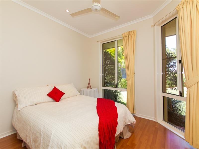 24 Rosswood Court, Helensvale QLD 4212