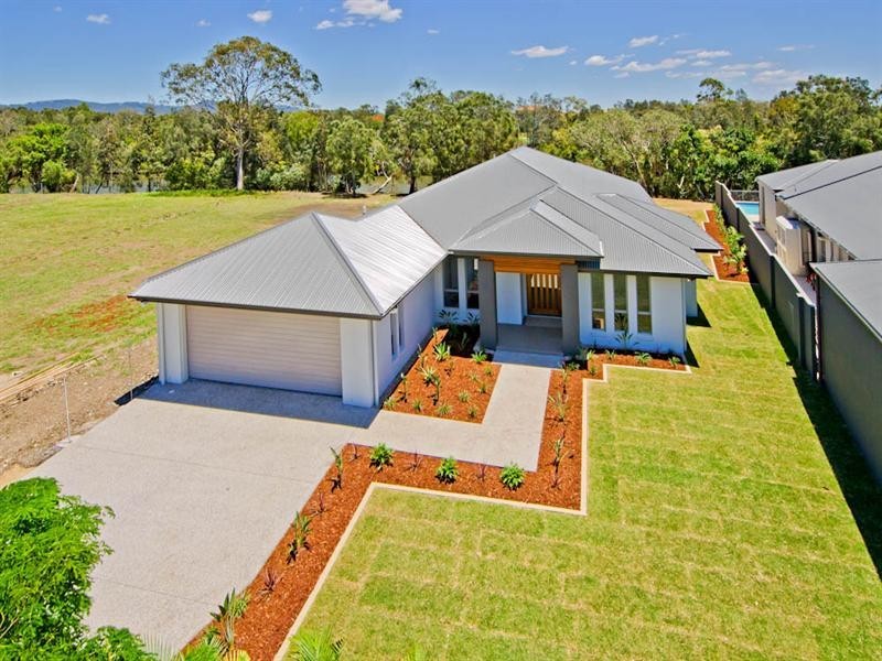 69 The Peninsula, Helensvale QLD 4212