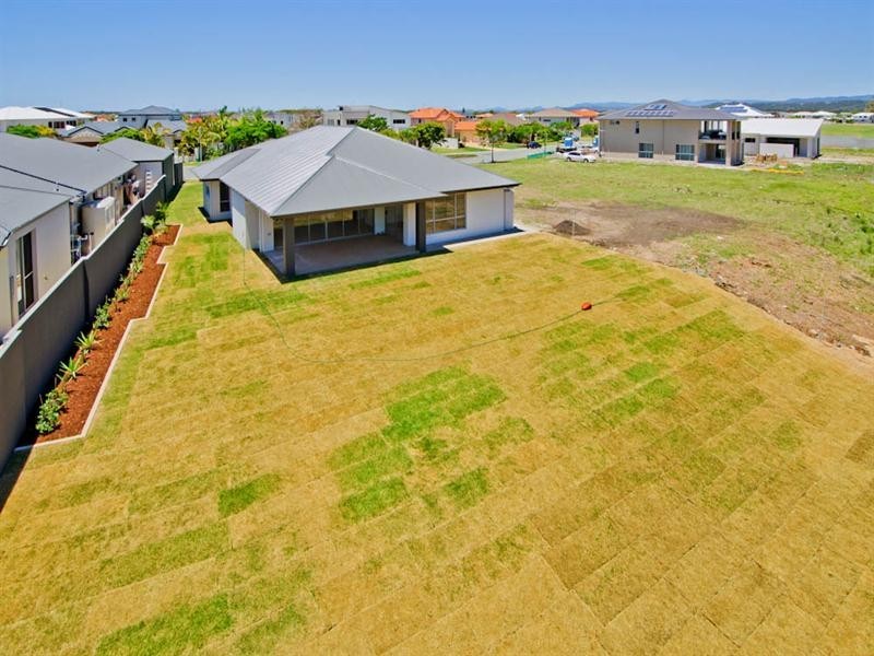 69 The Peninsula, Helensvale QLD 4212