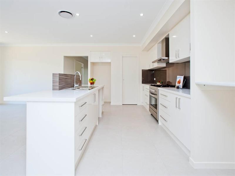 69 The Peninsula, Helensvale QLD 4212