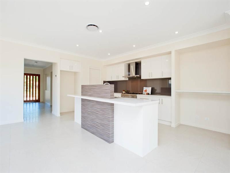 69 The Peninsula, Helensvale QLD 4212