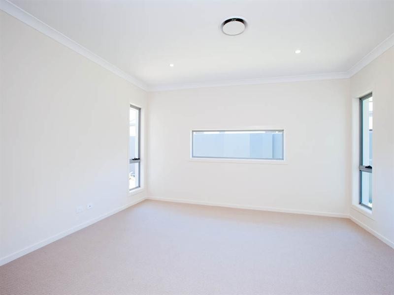 69 The Peninsula, Helensvale QLD 4212