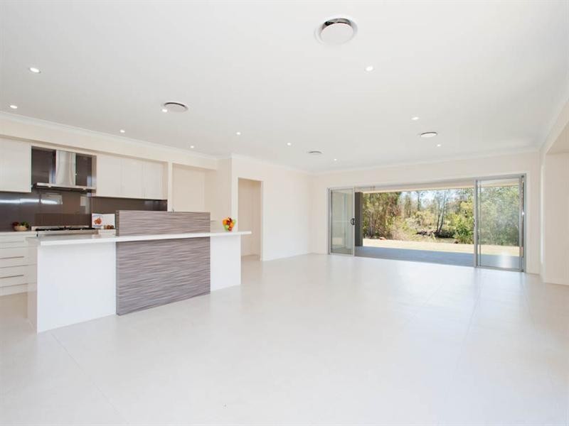 69 The Peninsula, Helensvale QLD 4212