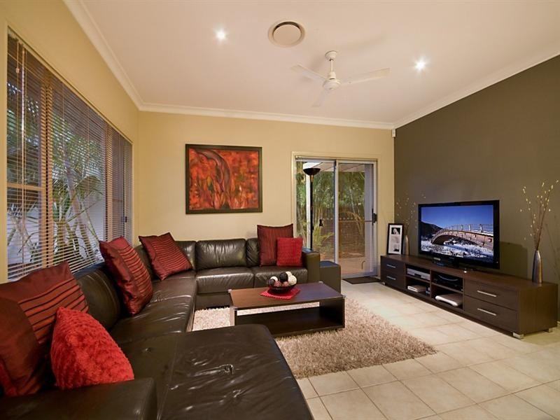 2044 Carlton Drive, Hope Island QLD 4212