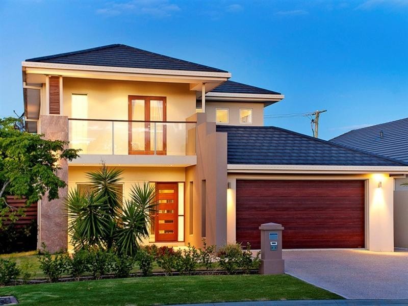 9126 Peter Senior Drive, Hope Island QLD 4212