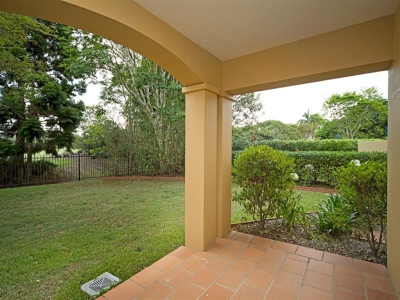 3215 The Palladian Drive, Hope Island QLD 4212