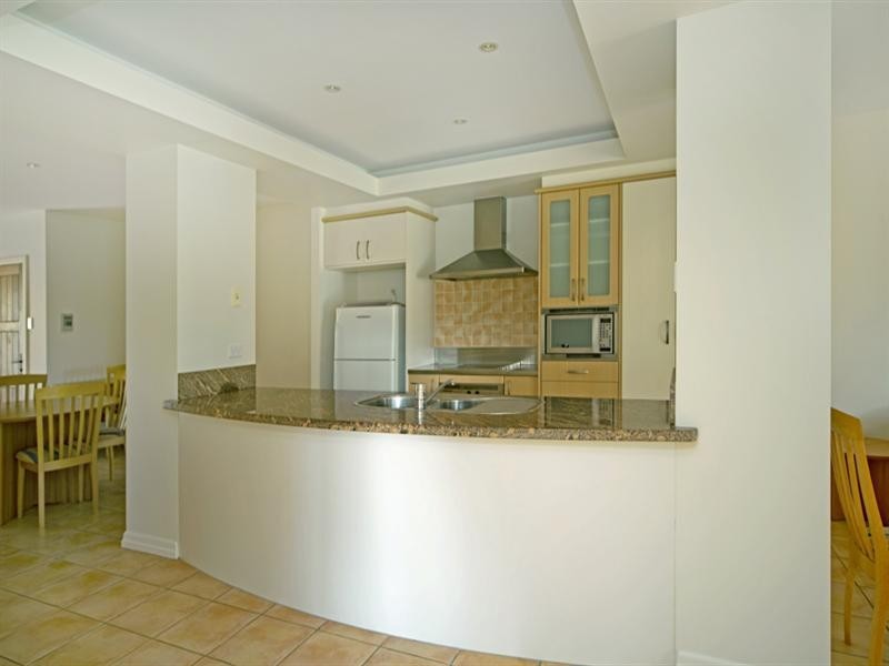 3215 The Palladian Drive, Hope Island QLD 4212
