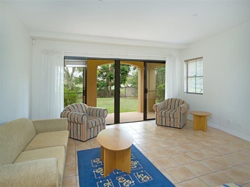 3215 The Palladian Drive, Hope Island QLD 4212