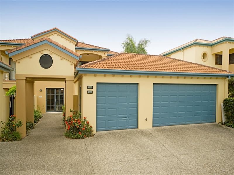 3215 The Palladian Drive, Hope Island QLD 4212