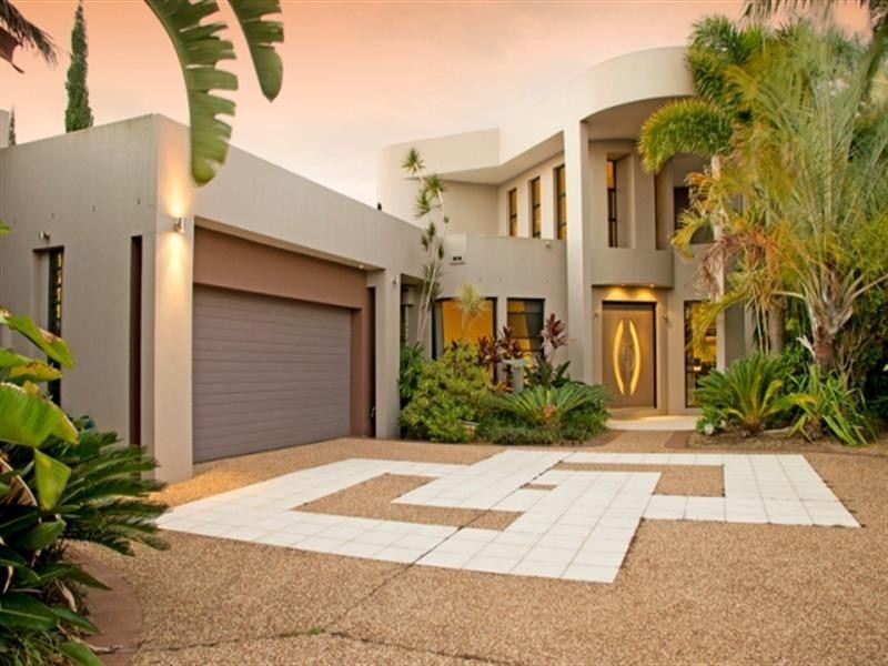 2163 Beaufort Way, Hope Island QLD 4212