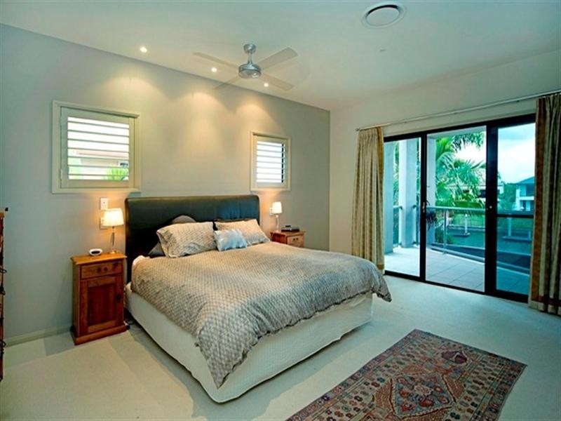 2163 Beaufort Way, Hope Island QLD 4212