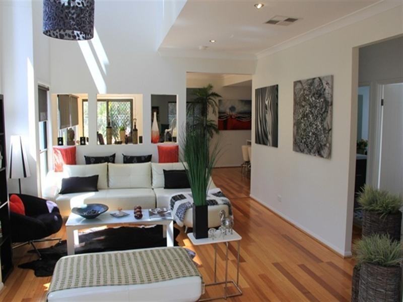 3 Fleetwood Court, Helensvale QLD 4212