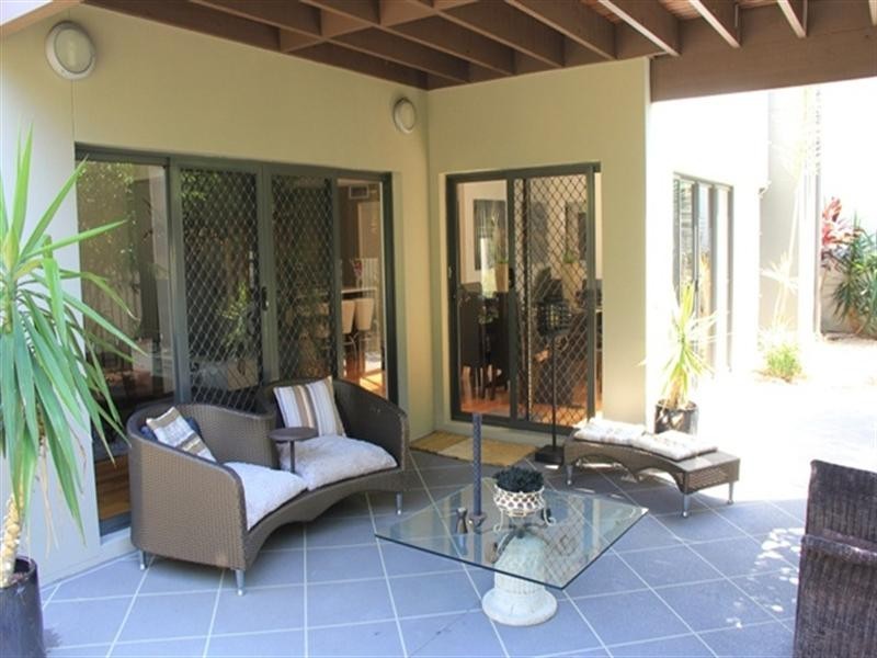 3 Fleetwood Court, Helensvale QLD 4212