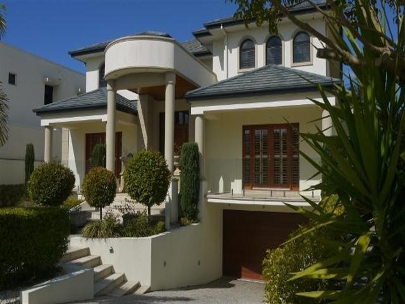 2328 Cressbrook Drive, Hope Island QLD 4212