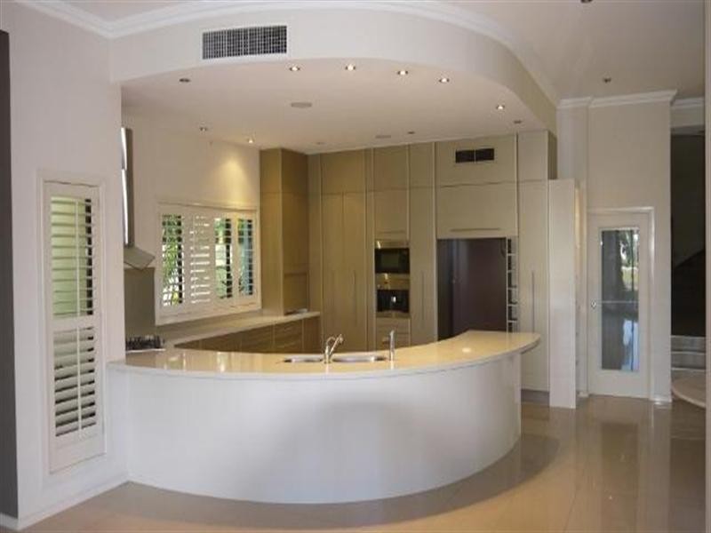 2328 Cressbrook Drive, Hope Island QLD 4212