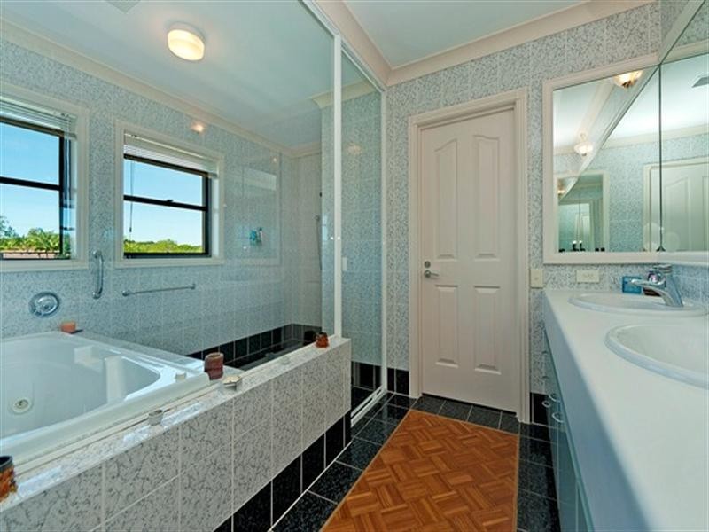 1024 Rosebank Way, Hope Island QLD 4212