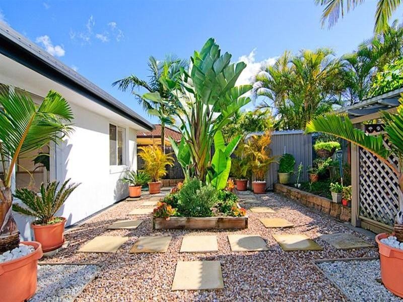 10 Glenwater Crescent, Helensvale QLD 4212