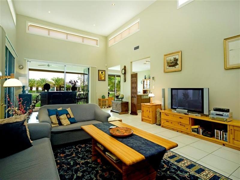 2815 Gracemere Circuit East, Hope Island QLD 4212