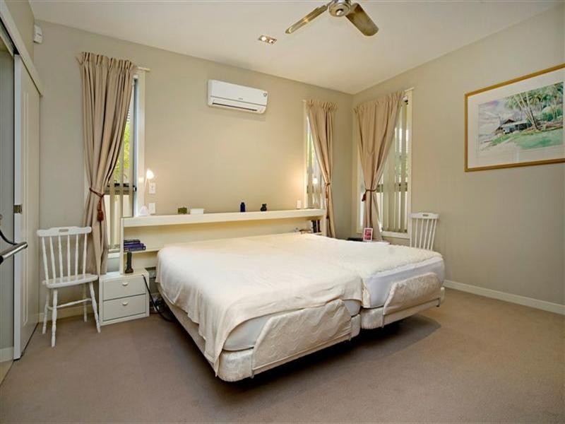 2815 Gracemere Circuit East, Hope Island QLD 4212