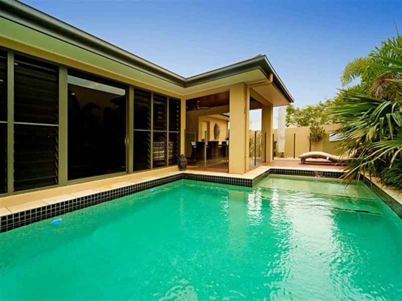 2840 Wylarah Way, Hope Island QLD 4212