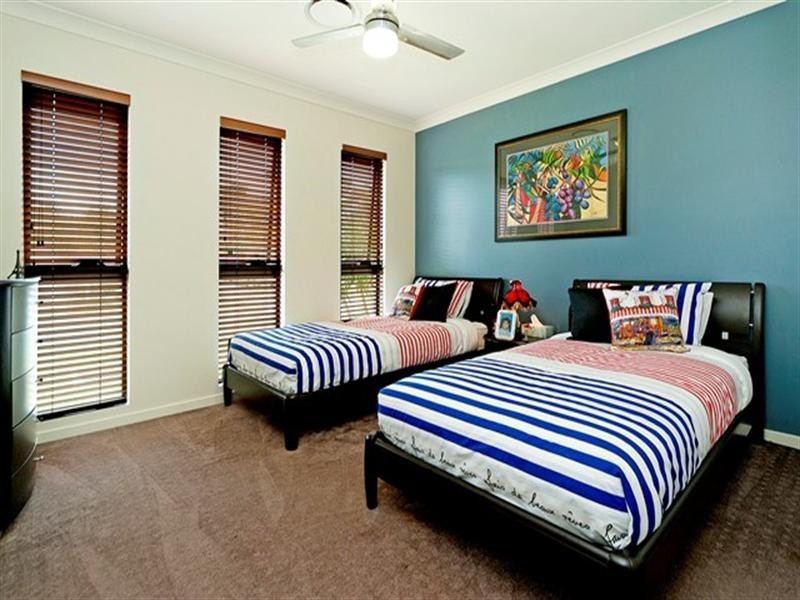 2840 Wylarah Way, Hope Island QLD 4212