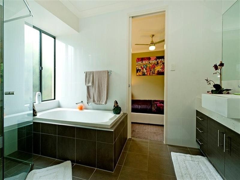 2840 Wylarah Way, Hope Island QLD 4212