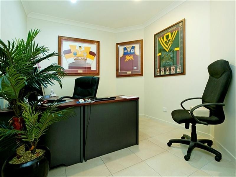 2840 Wylarah Way, Hope Island QLD 4212