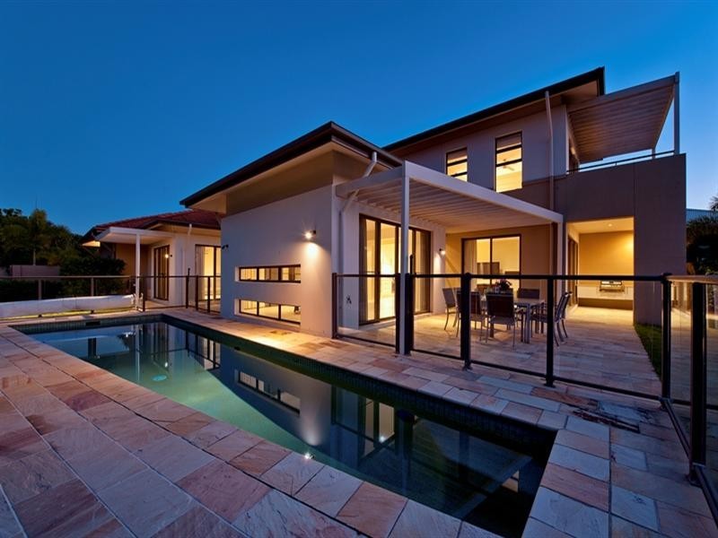 27 Serenity Boulevard, Helensvale QLD 4212