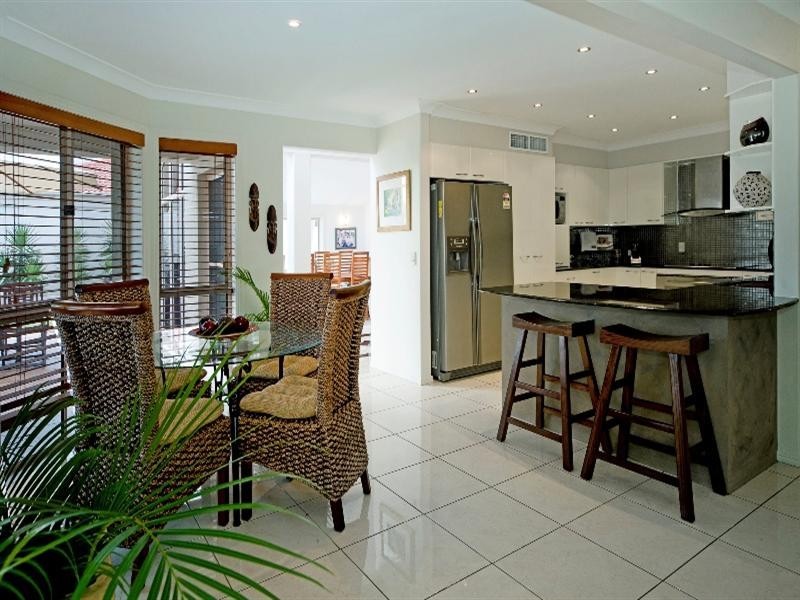 1044 Rosebank Way, Hope Island QLD 4212