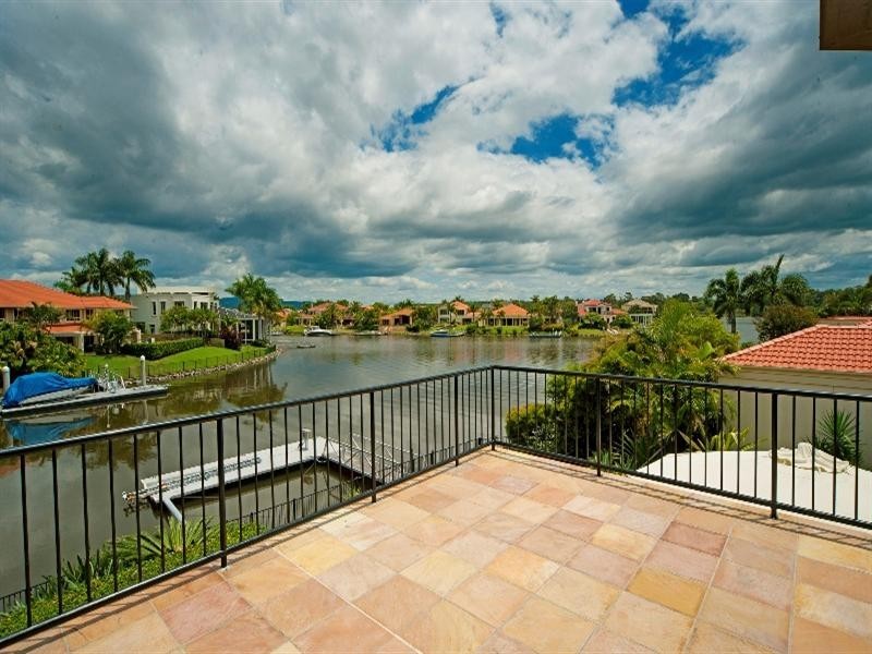 1044 Rosebank Way, Hope Island QLD 4212