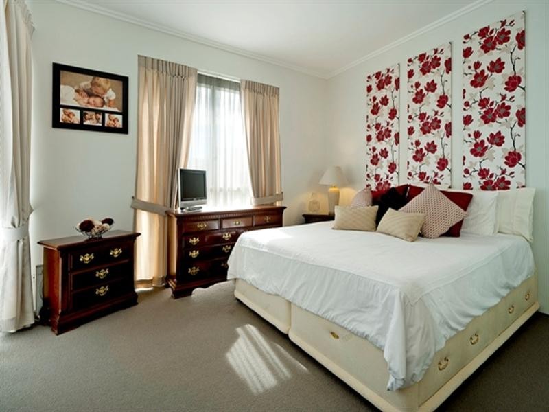 1770 Rialto Quays Drive, Hope Island QLD 4212