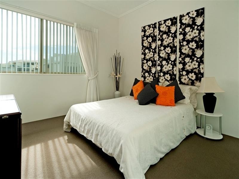 1770 Rialto Quays Drive, Hope Island QLD 4212