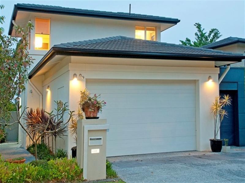 6017 Calardo Avenue, Hope Island QLD 4212