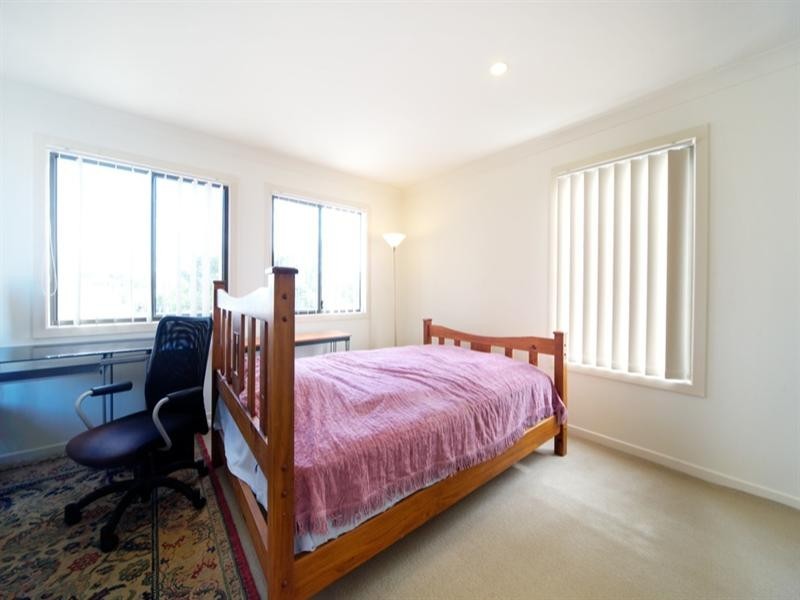 2554 Belmont Court, Hope Island QLD 4212