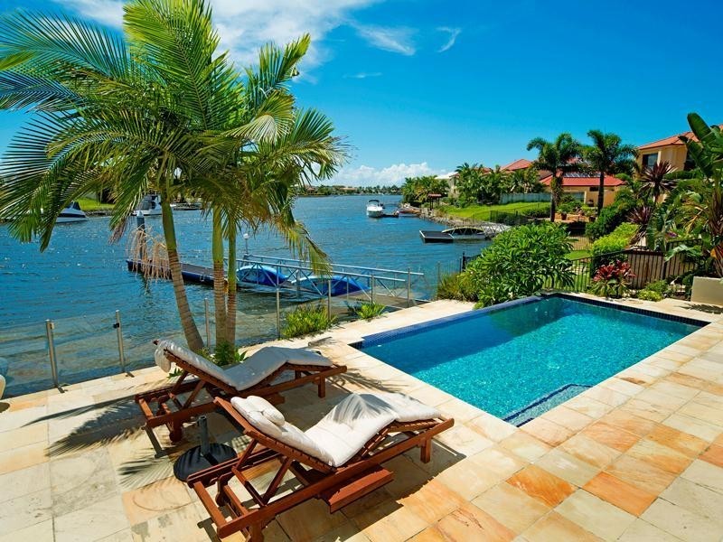 28 Calmwater Crescent, Helensvale QLD 4212