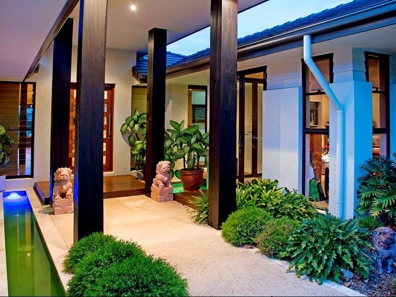 28 Calmwater Crescent, Helensvale QLD 4212