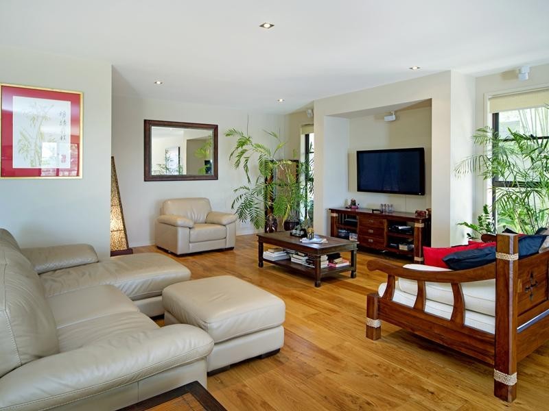 28 Calmwater Crescent, Helensvale QLD 4212