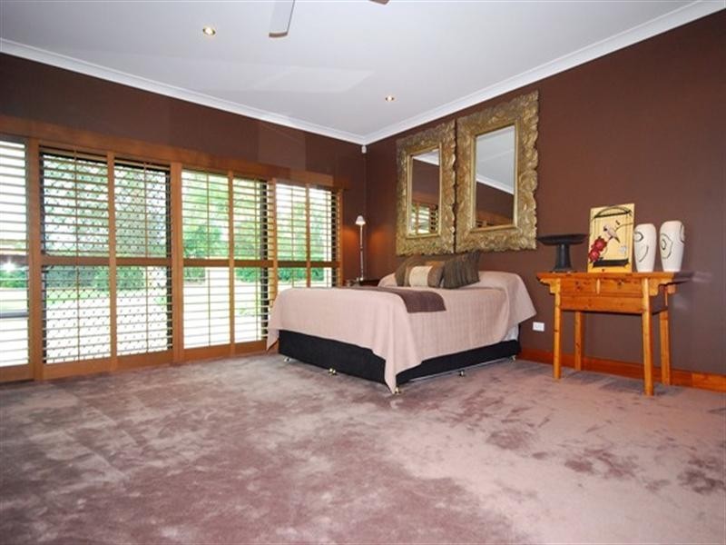 82 Rivertree Avenue, Helensvale QLD 4212