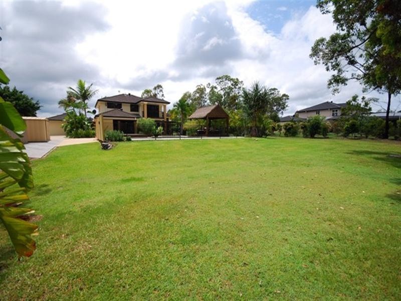 82 Rivertree Avenue, Helensvale QLD 4212