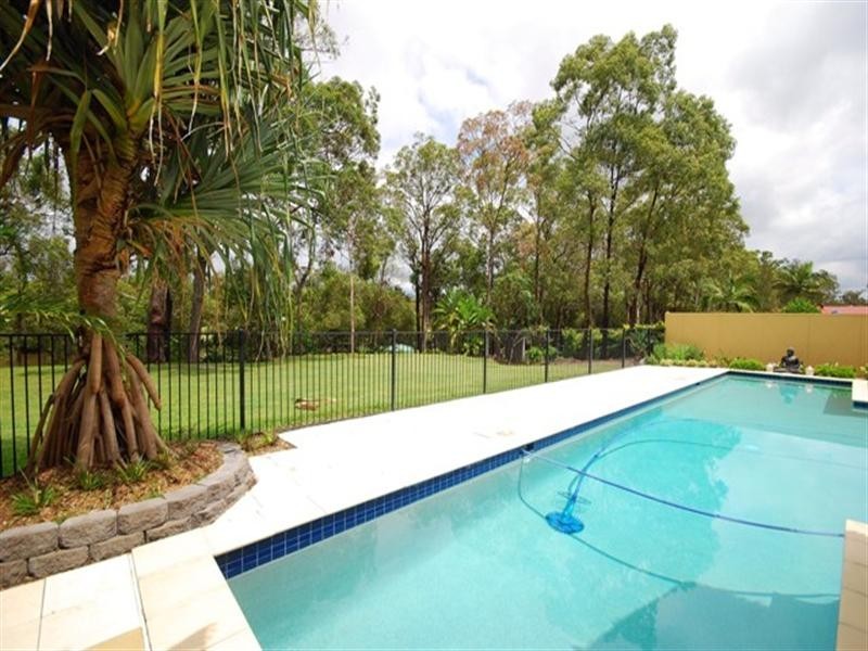 82 Rivertree Avenue, Helensvale QLD 4212